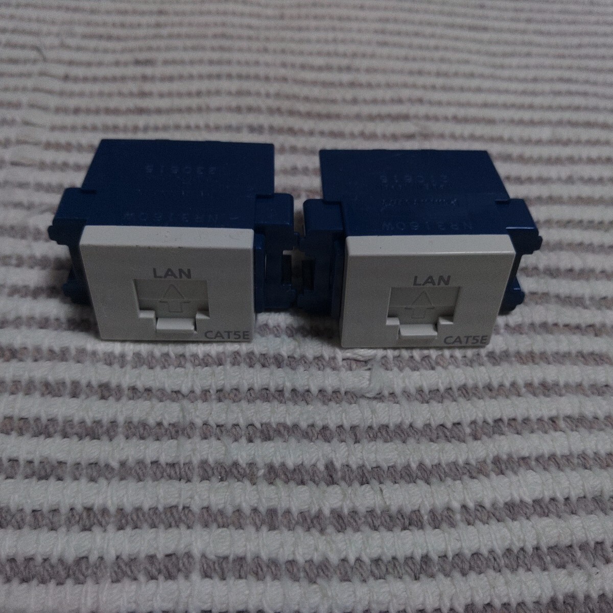 パナソニック コスモワイド NR3160W CAT5E ランモジュラー 新古 2個から ゆうパック60サイズ拍卖