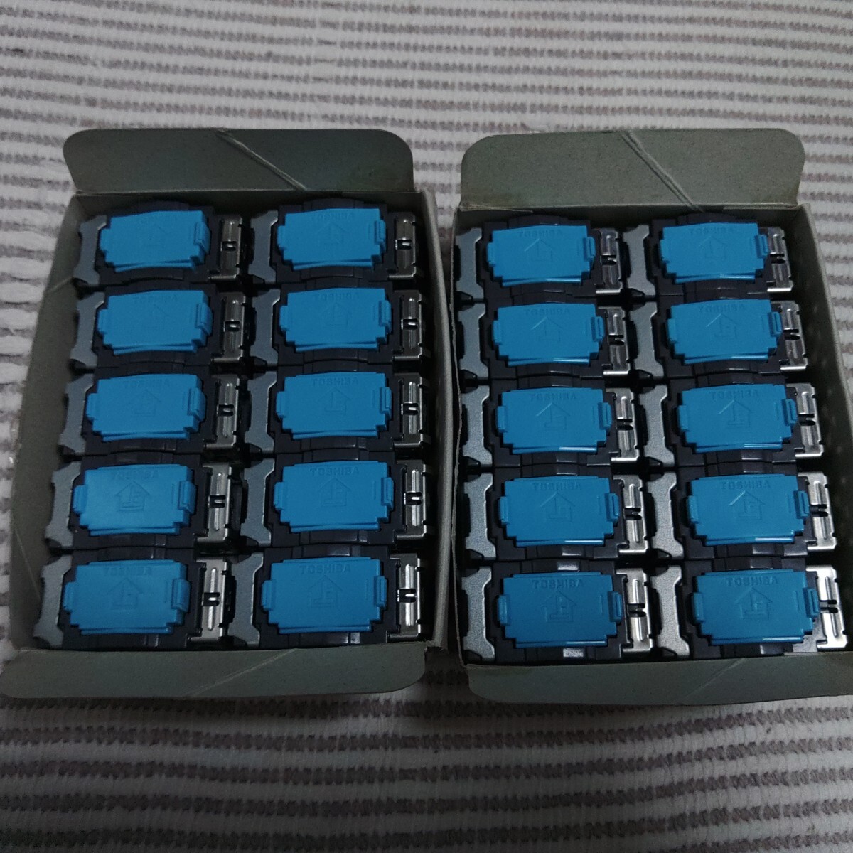 東芝 WDG1111 片切スイッチ 新古 20個 ゆうパック60サイズ 拍卖