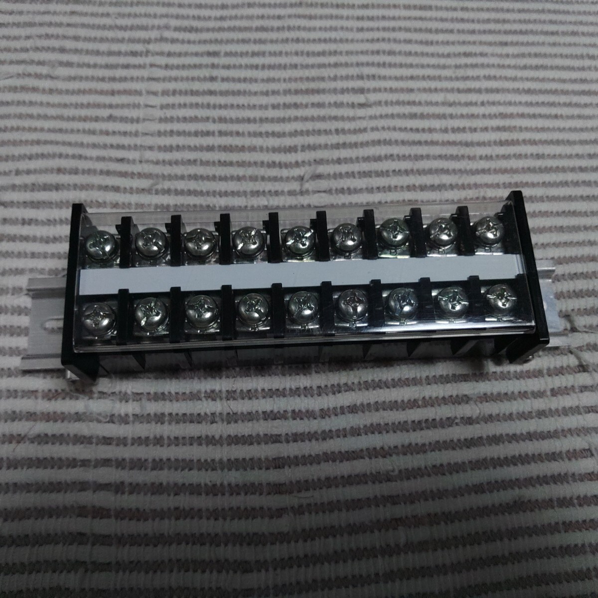 メーカー不明 UK60/100 9P端子台 新古 ゆうパック60サイズ拍卖