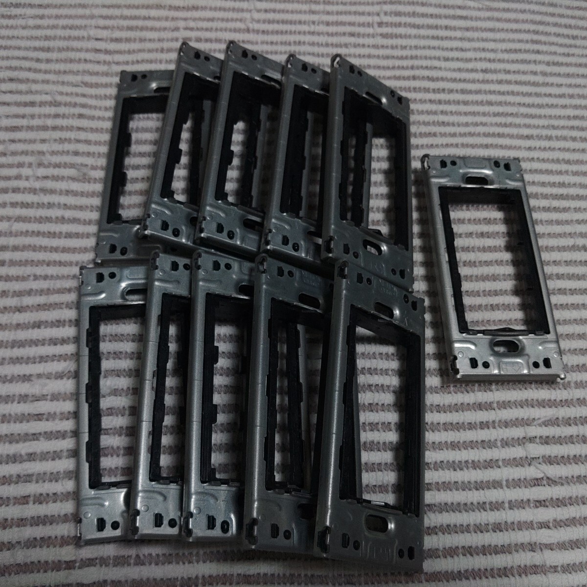 神保 WJH-1k 1連スイッチ取付枠 新古 11個 ゆうパック60サイズ 拍卖