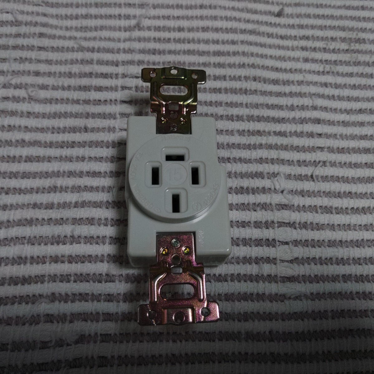 松下 WF1451W 3P15Aコンセント 新古 ゆうパック60サイズ 拍卖