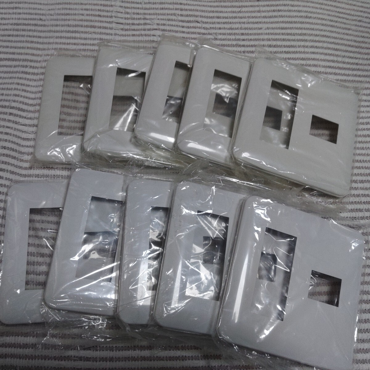 松下・パナソニック コスモワイド WTF7074w ラウンド3+1プレート 新古 10個 ゆうパック60サイズ拍卖