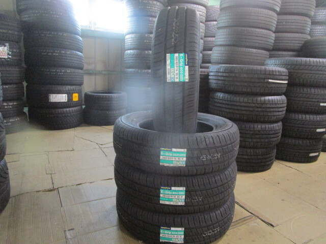 ★☆【即納】4本送込又は工賃込★グッドイヤー EG02★205/65R16 2025年製新品★ヤリスクロス/エスティマ/ティアナ 他☆★拍卖