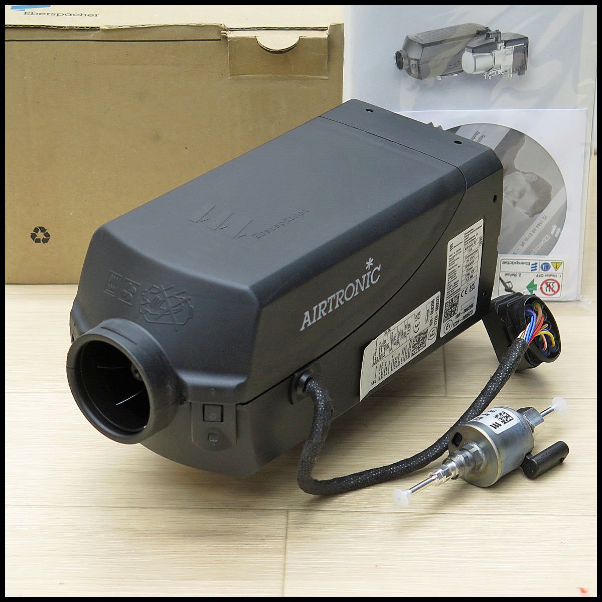 ●1) 未使用! Eberspacher エバスペッヒャー FFヒーター Airtronic S2 D2L エアトロニック Diesel 31W 12V 2.2kW 【本体のみ】拍卖