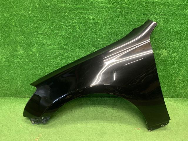 クラウンマジェスタ DBA-UZS207 左Fフェンダー 53812-30A60拍卖