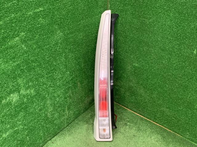 ムーヴ CBA-L185S 左テールランプ 81560-B2330-A0拍卖