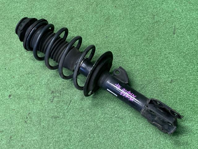 アクア DAA-NHP10 右Fストラット 48510-52G60拍卖