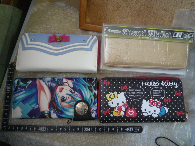 長財布 ロングウォレット キャラクター キティちゃん ワンピース 他 まとめて 現状渡し品拍卖