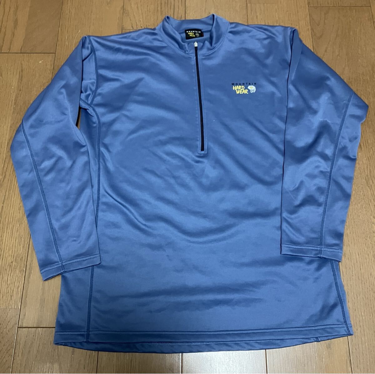 Mountain Hardwearのハーフジップシャツ拍卖