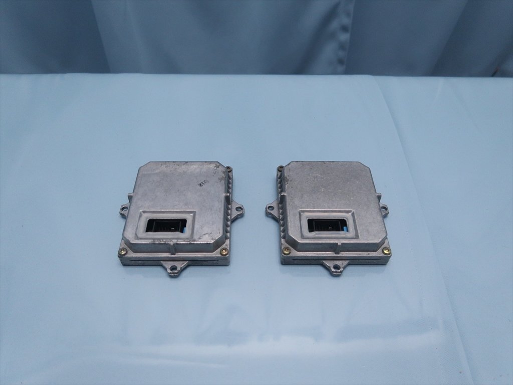 GG3S/GY3W アテンザ 前期 HID コントロールユニット バラスト 2個セット 中古 (管理:250930-04)拍卖