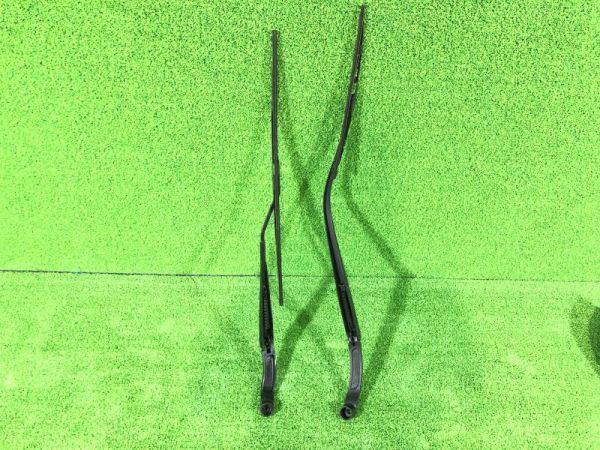 DBA-DE5FS デミオ スポルト フロント左右ワイパーアーム WIPER ID:843拍卖