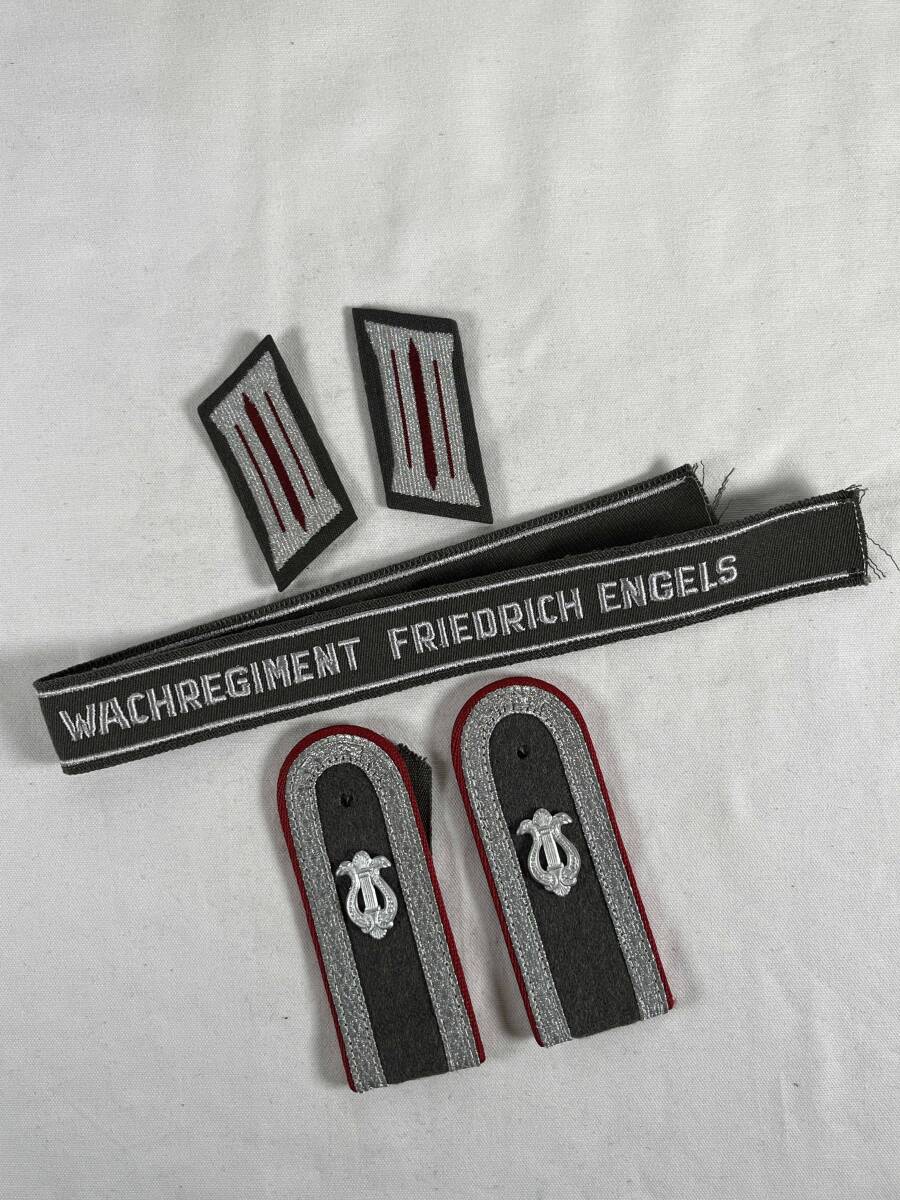 実物 東ドイツ 東ドイツ軍 Staasi 民間防衛 NVA DDR 階級章 付属品 中古品 放出品 東独 DDR 複数出品 G拍卖