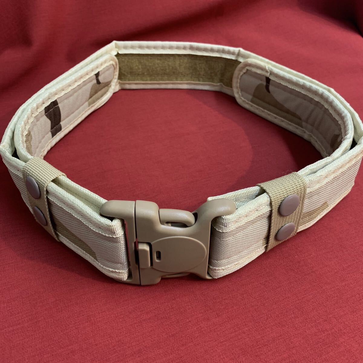 タンカラー ワンタッチバックル ベルト タクティカルベルト サバゲー 装備 作業用 作業ベルト タクティカル装備 多機能ベルト拍卖