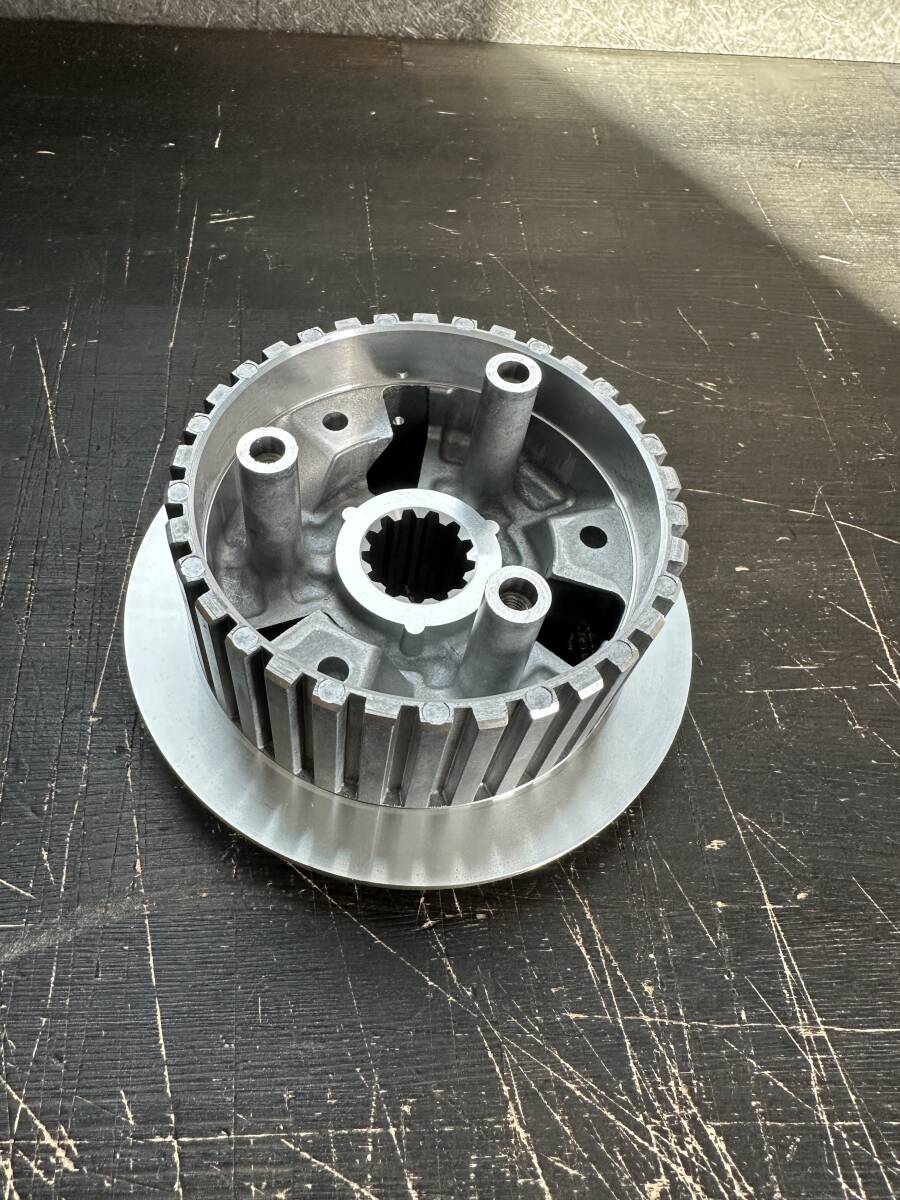 カワサキ ニンジャ 1000 クラッチハブ Hub Clutch 13087-0583 KAWASAKI 純正 Genuine JDM 未使用 メーカー純正品拍卖