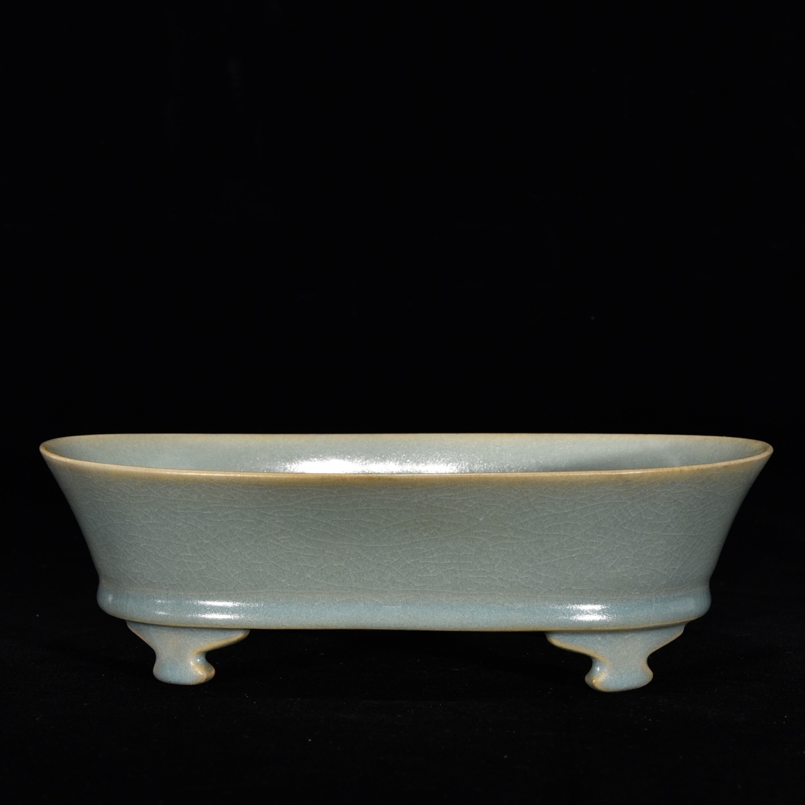 9_ZZ8984【惠】人間国宝 中国骨董 陶芸 磁器【宋汝窯水仙鉢です】工芸品 施釉陶 青花磁 陶芸 置物 收藏品拍卖