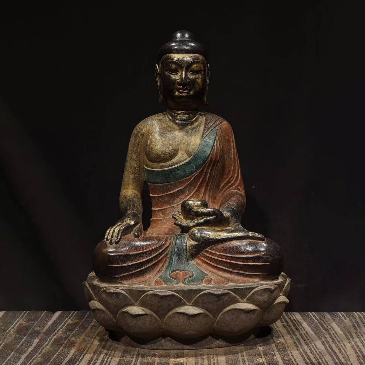 9_ZZ8430【惠】人間国宝 中国骨董 仏教美術 仏像【青石唐代、色絵仏】 置物 工芸品 時代物 珍品旧蔵 伝世家珍 拍卖
