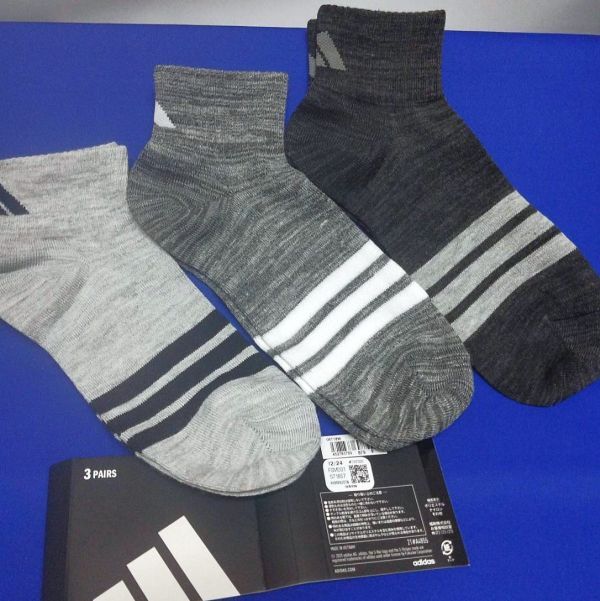 か 26-28cm)3P灰杢)福助製 アディダス★靴下 ショートソックス 06T18W 色番2 ショート丈 裾口後ろロゴ adidas FUKUSKE★送料込 拍卖