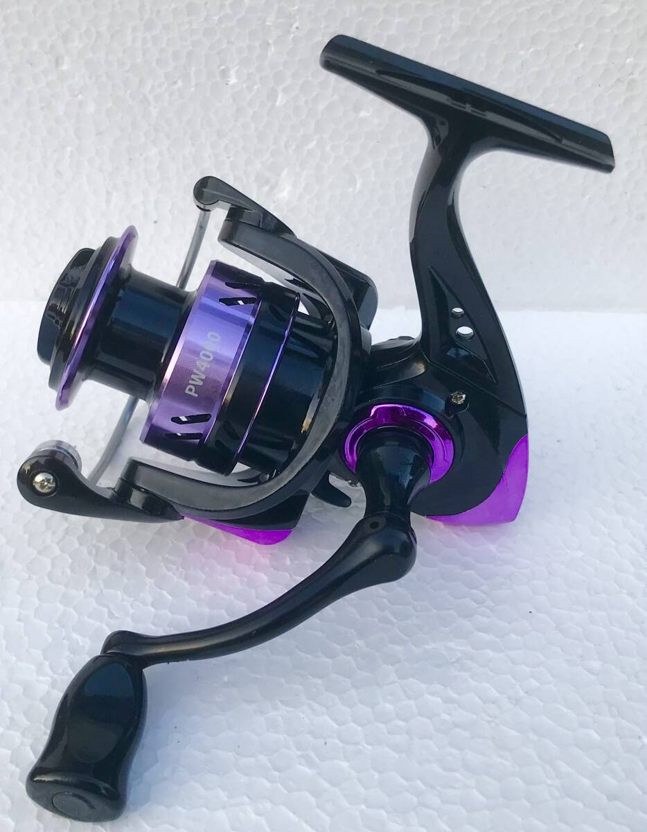 HAUT TONスピニングリールPURPLE WINGS4000☆パープルメタリックブラック☆送料無料☆新品未使用☆左右ハンドル変更可能☆アルミスプール拍卖