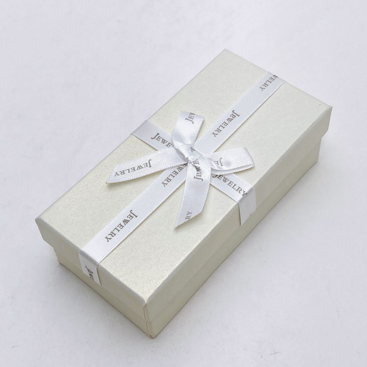 【未使用/即決/送料230円】 ジュエリーボックス ホワイト 化粧箱 プレゼント用 ネックレス ブレス ピアス イヤリング リング 30505-12(3)拍卖