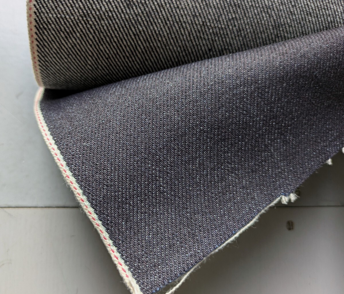 産地 岡山県 井原デニム ヘビーオンス コットン100% インディゴ セルヴィッチデニ厶 2mカット 88cm幅 22oz 生地 05拍卖