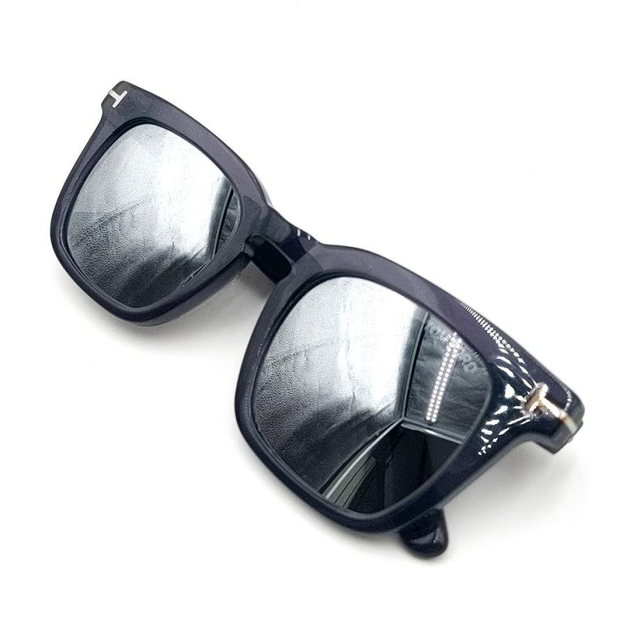 送料無料 美品 トムフォード TOM FORD サングラス Dax TF751-035 伊製 50□22-145-3 黒 メンズ拍卖