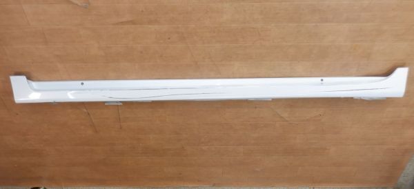 MLF59c13★ZVW40W★ZVW41W★プリウスα★プリウスアルファ★★純正サイドステップ★★左★75860-47020★パール★要補修★個人宅配送OK★拍卖