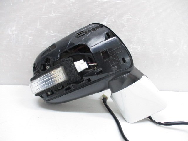 【即決有】 トヨタ ヴォクシー ZRR70W 純正 右 ドア ミラー 7P 87910-28B10 022516 ホワイトパール (B046262)拍卖