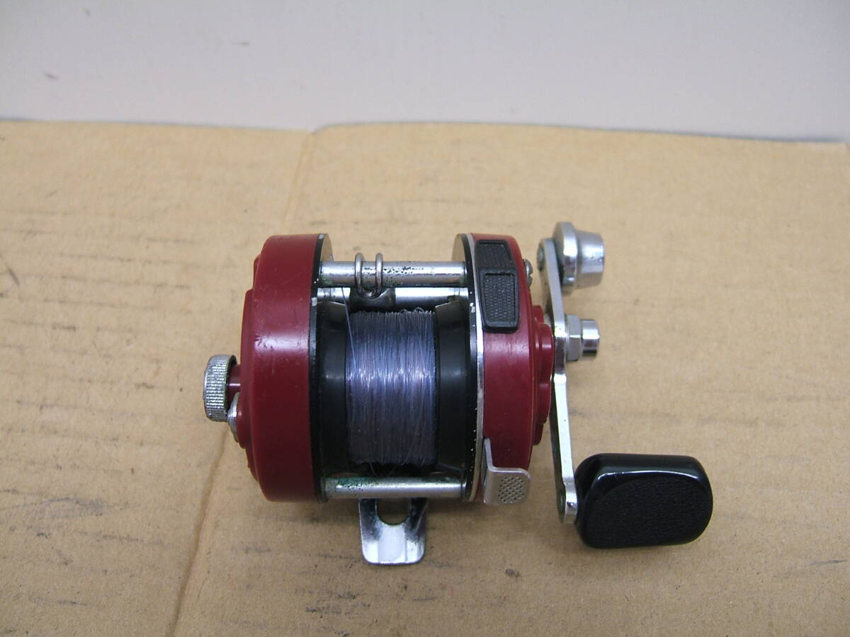 中古 DAIWA ダイワ ST-1000 MILLIONAIRE JAPAN リール 動作品 189拍卖