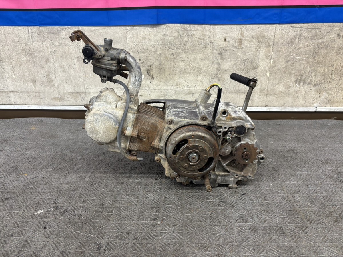 ホンダ スーパーカブ50 C50-620〜 6V エンジン クランキングok キャブレター ビジネスバイク HONDA 純正 部品 パーツ拍卖