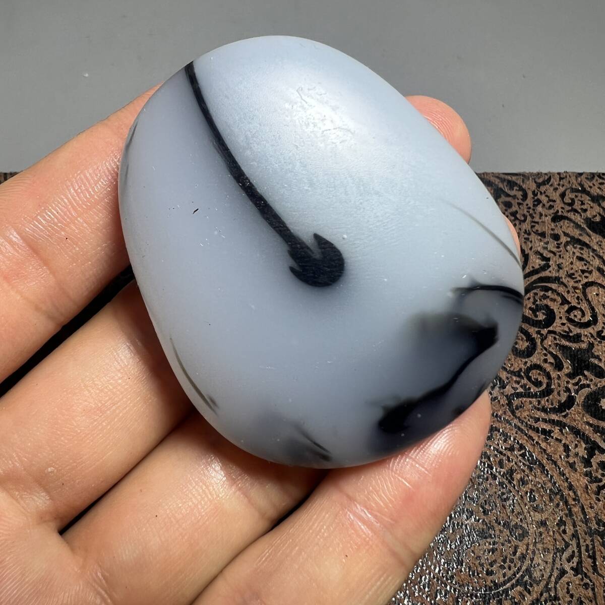 旧家蔵出し 原石 原鉱 鉱石 瑪瑙 青花 造型精美 軟玉原石 觀賞品 觀賞石 極細工 置物擺件 美術品 旧家蔵出 旧家供養品拍卖