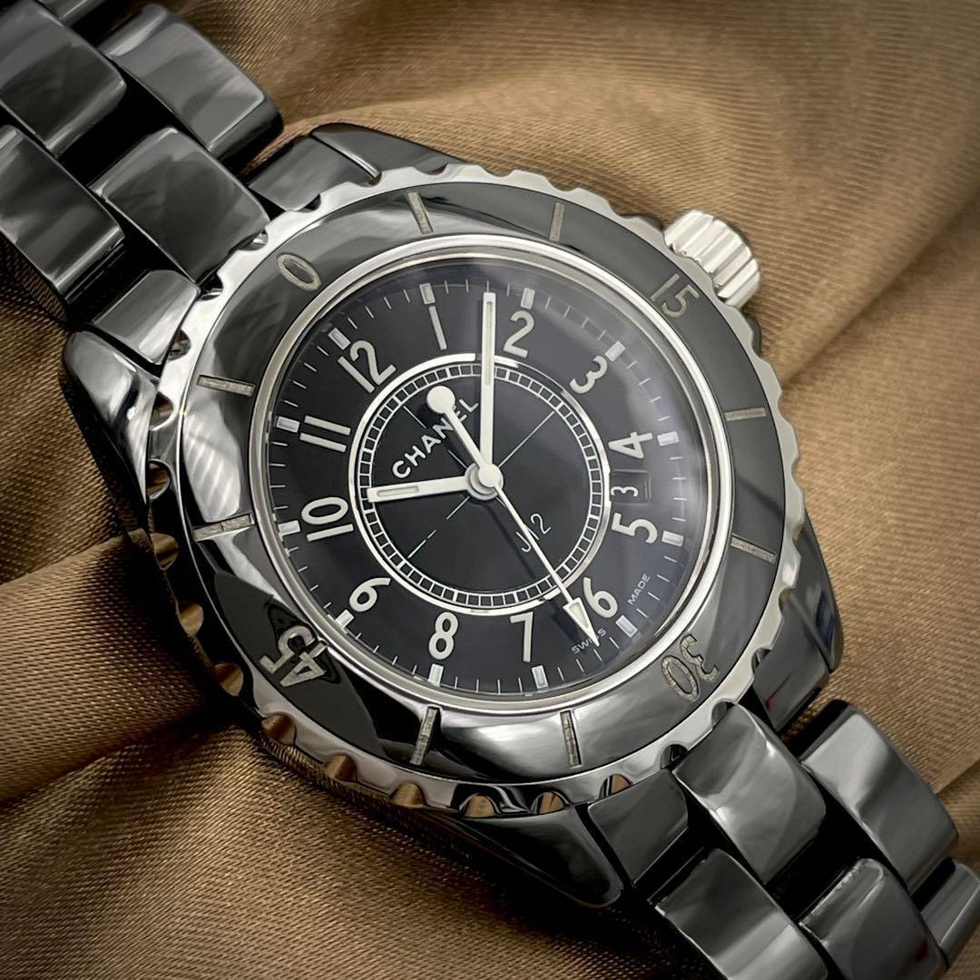 T024 分解整備・新品仕上済 CHANEL シャネル J12 33mm H0682 黒文字盤×ブラックセラミック クォーツ 電池式 腕時計 ボーイズ拍卖