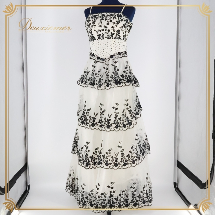 パーティドレス ワンピース ドレス ホワイト系 白 ブラック系 黒 花柄 レース スパンコールラメ ビーズ フリル 発表会 イベント ダンス拍卖