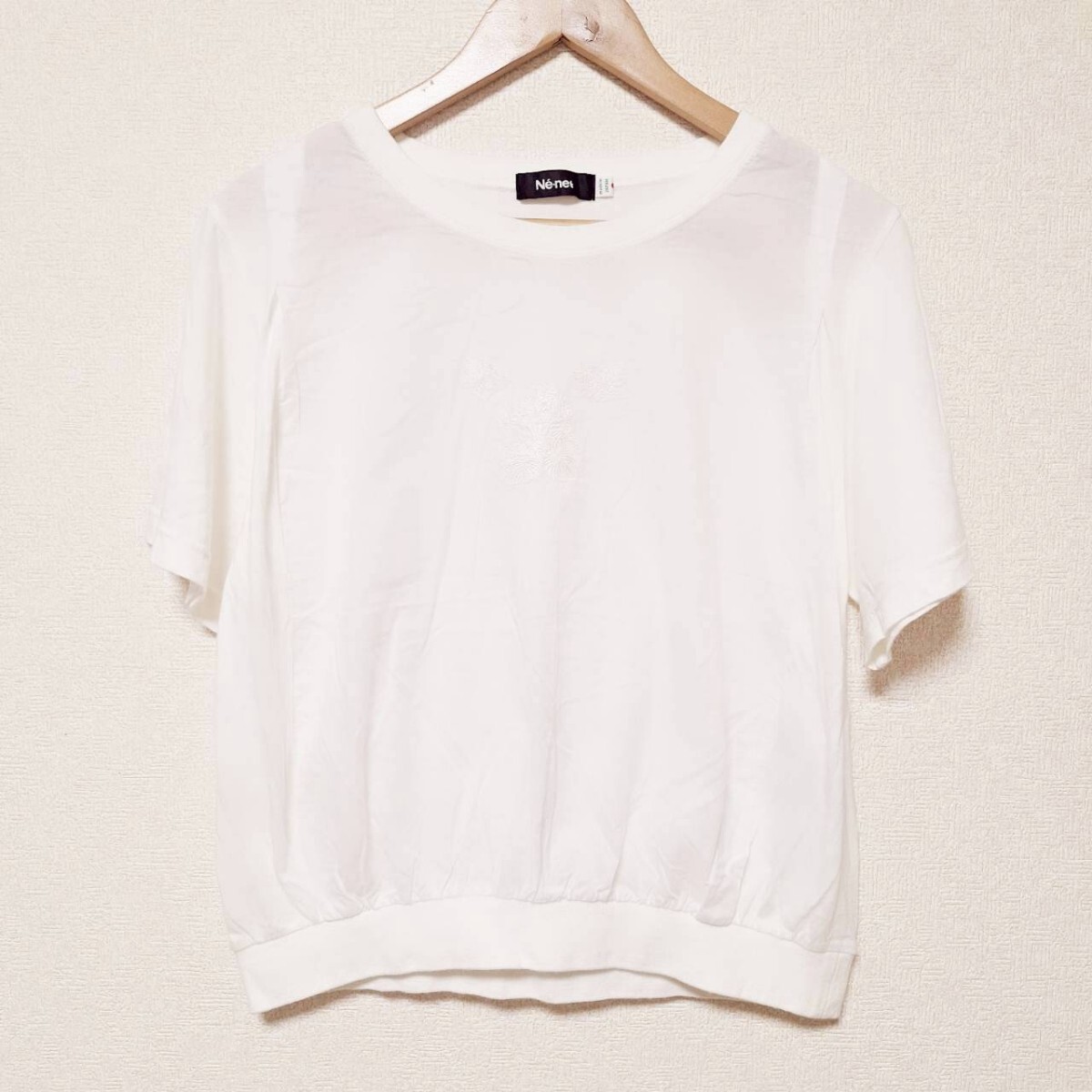 W166【Ne-net】ネネット 半袖 Tシャツ トップス クルーネック きれいめ シンプル 刺しゅう 春夏 日本製 ホワイト レディース 2(L相当) /ee拍卖