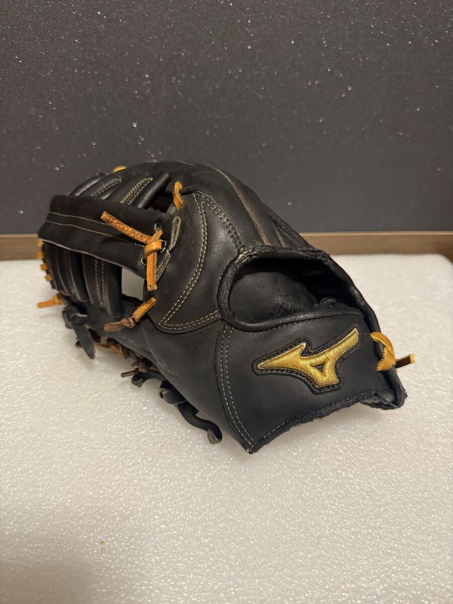 ★人気★ ミズノ 最高級 ミズノプロ 硬式外野手 左 良型 紐交換 新品ウェブ交換拍卖