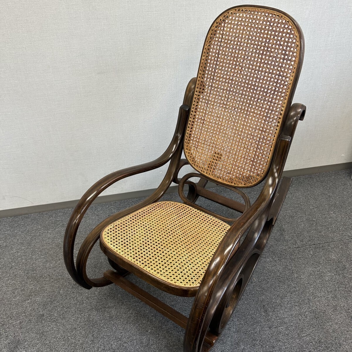 絶版品 オールドマルニ maruni ロッキングチェア 曲木 ラタン インテリア 家具 マルニ木工 ヴィンテージ拍卖