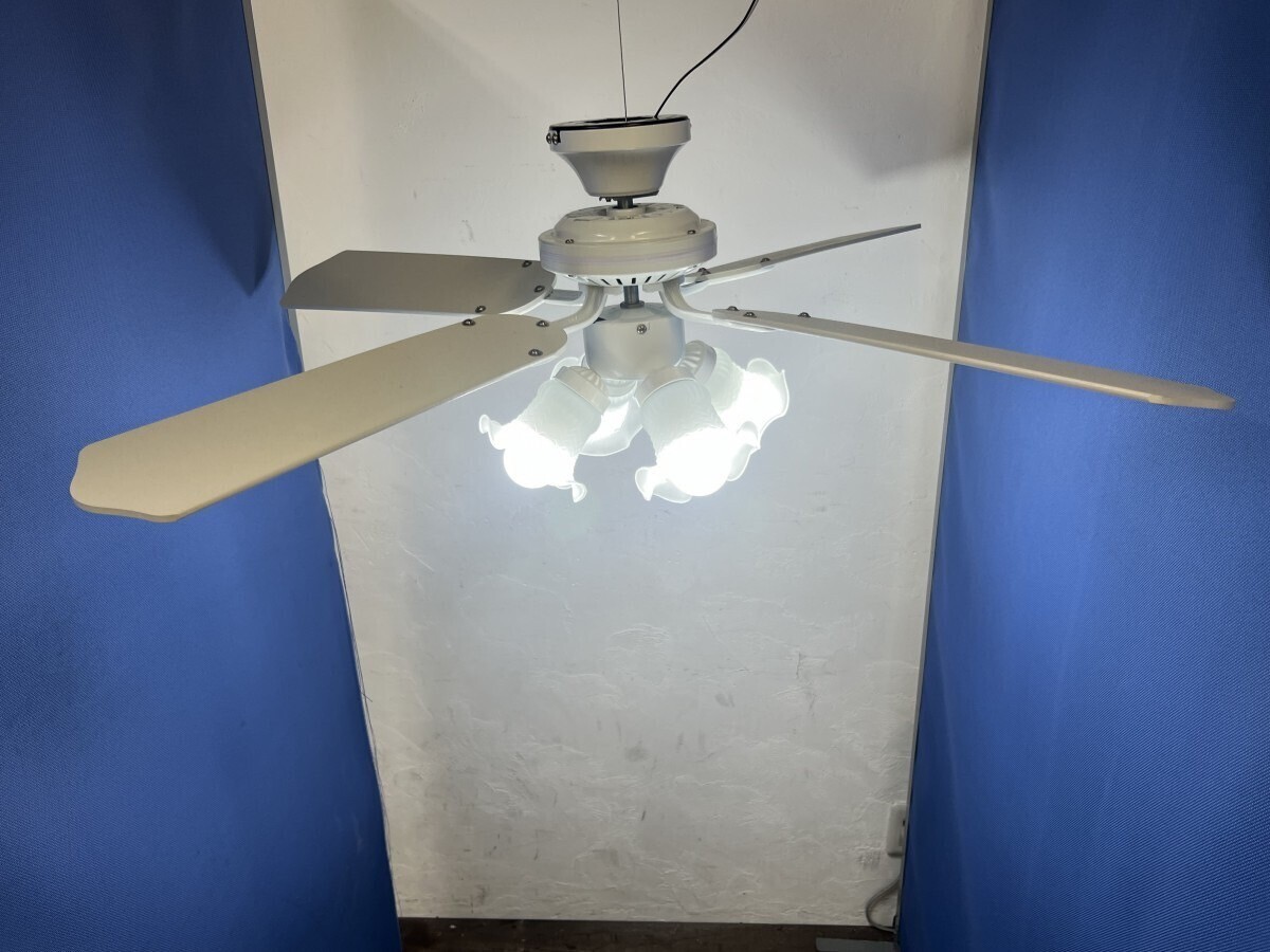 動作確認済み シーリングファン 42インチ ライト付き 2020年製 SLF4-RC-WH SIS 電気代節約 リモコン付 空調 インテリア拍卖