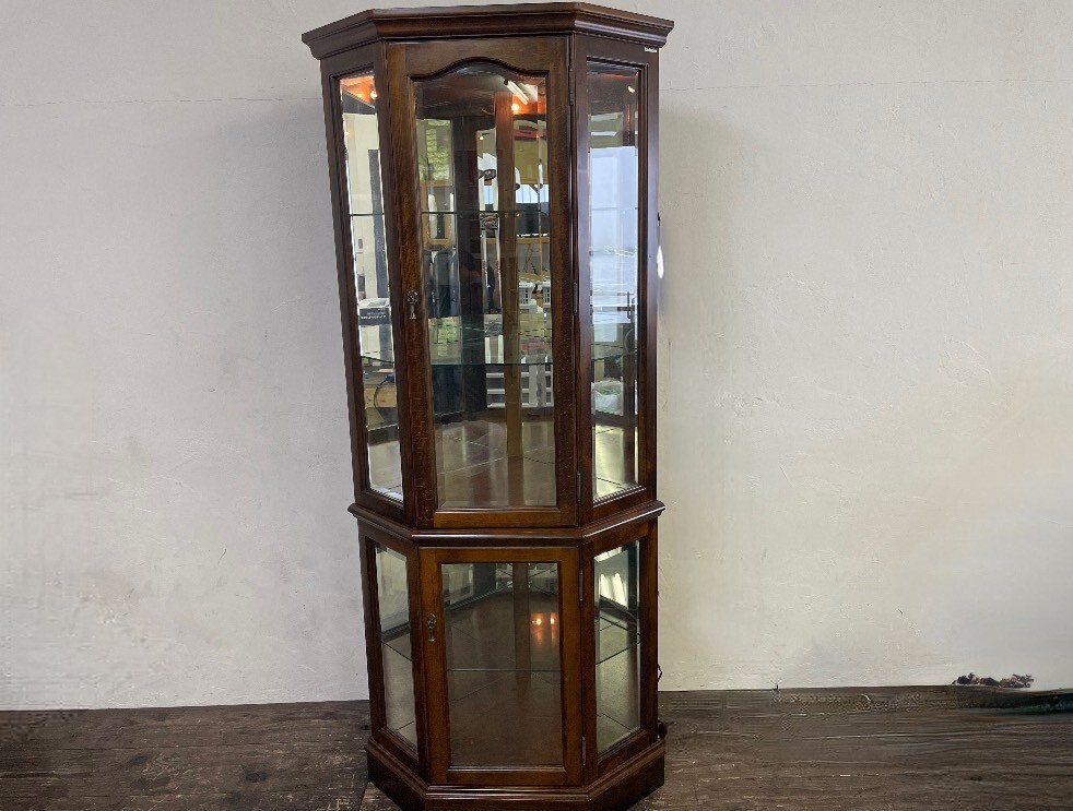 karimoku カリモク コロニアル HC0204 コーナーキュリオケース 飾り棚 照明付き オーク材 定価約16.5万拍卖