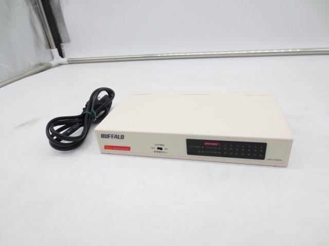 ◇BUFFALO/バッファロー◇ギガ対応スイッチングハブ◇LSW4-GT-8NS/WH(C2)◇8ポート◇1000/100/10M◇接続確認済み◇現状渡し◇T1743拍卖