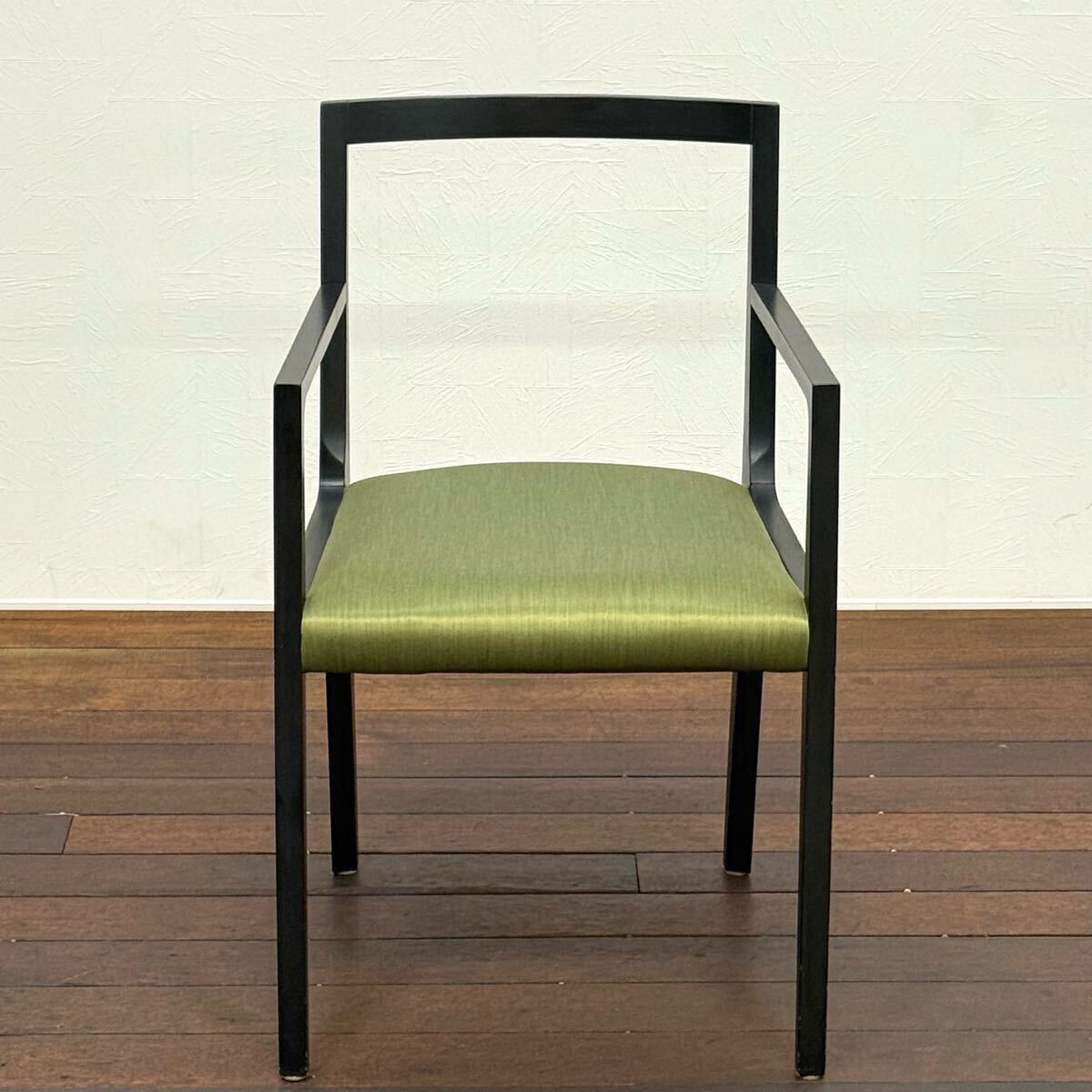 H19K81b Cassina IXC East by Eastwestカッシーナ イクスシー JASMINE ジャスミン アームチェア ダイニングチェア 食卓椅子 食卓イス 拍卖