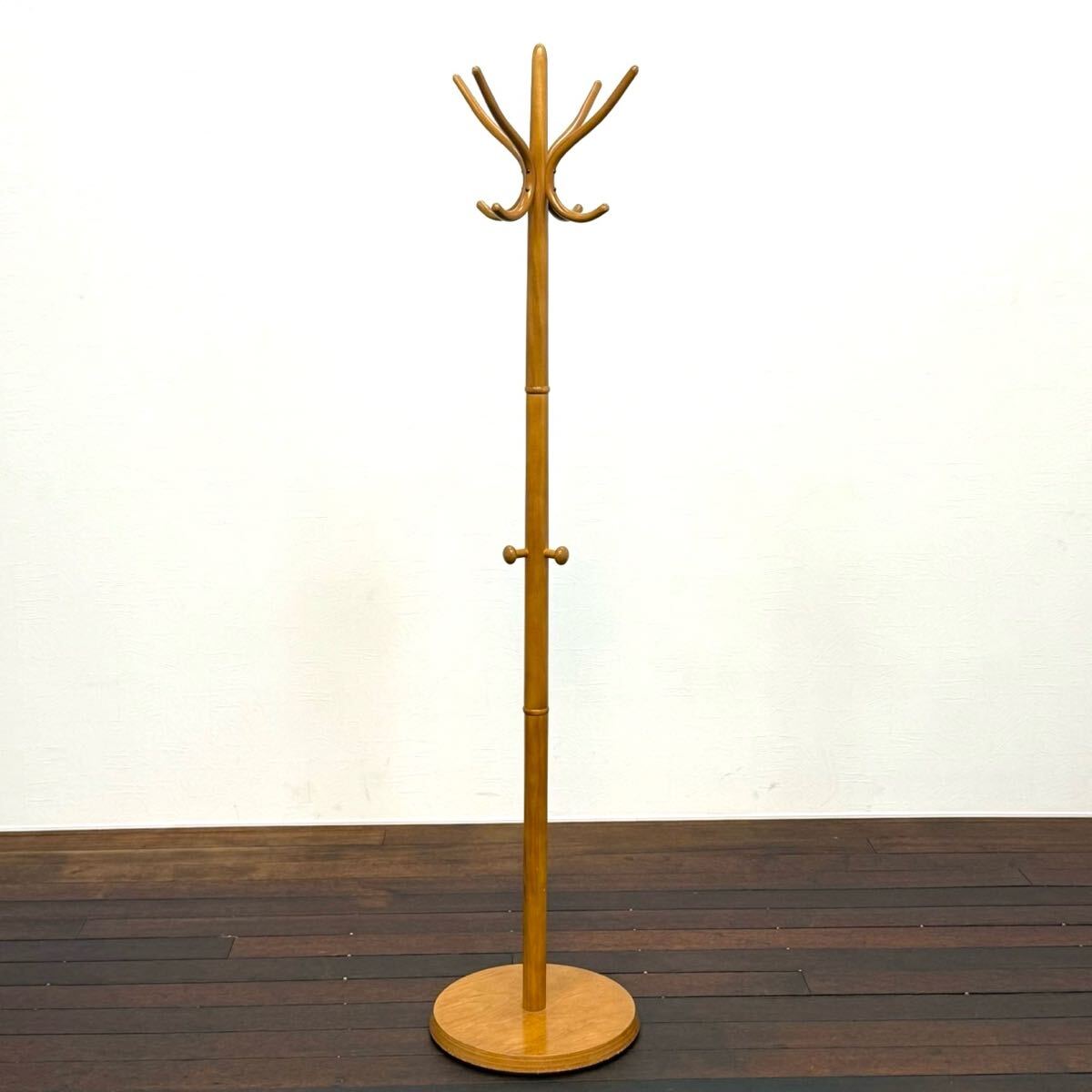 H19K56b 秋田木工 コートスタンド45 ポールハンガー ブナ材 コートハンガー 帽子掛け ポールスタンド 木製ハンガーラック IDC大塚家具拍卖