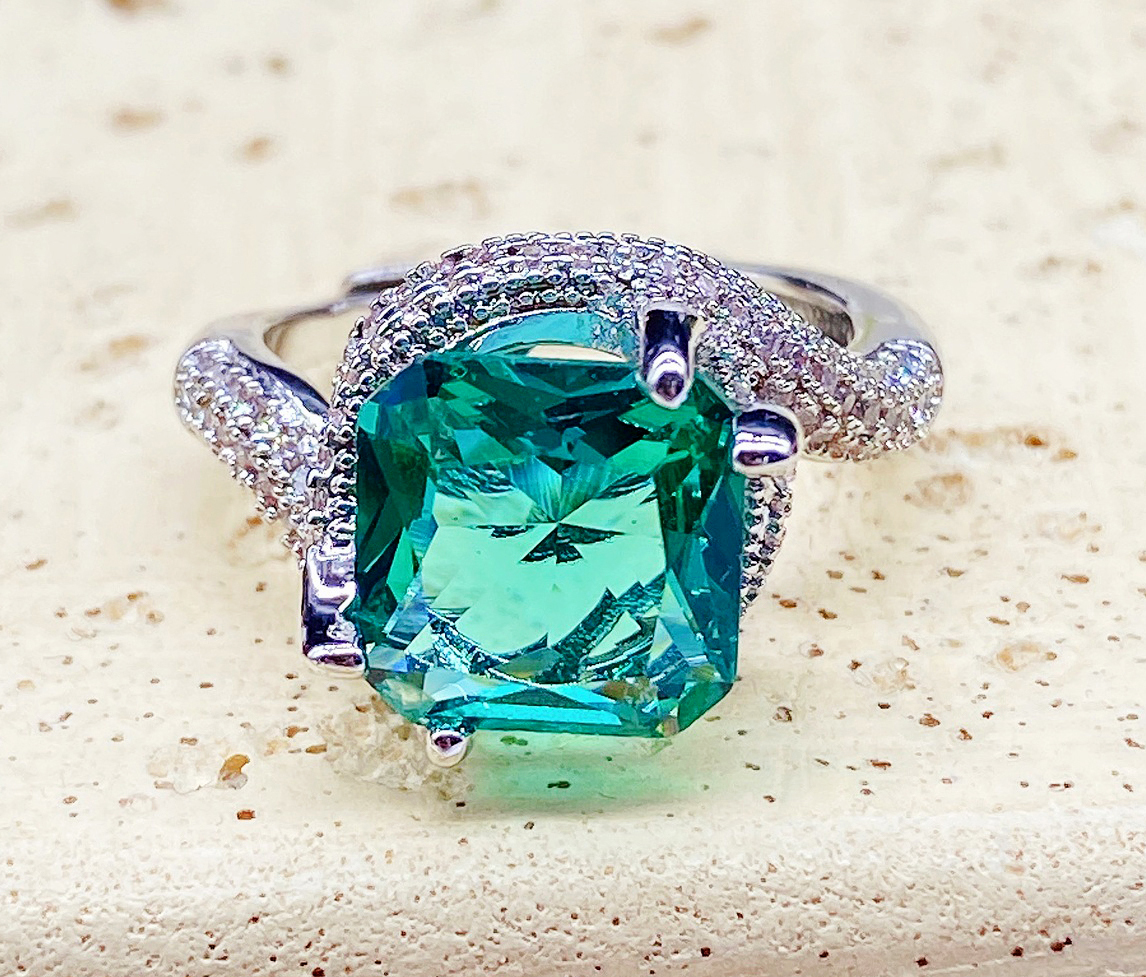 N250780◆Bigstone◆【プリンセス印象のデザイン】欧米ファッション*キラキラ輝く*人気高品質なリング*11~14号 フリー拍卖