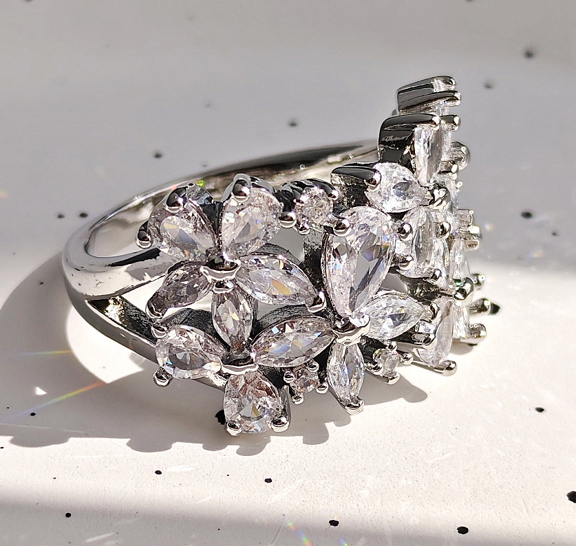 N2507160◆Bigstone◆【プリンセスの印象】魅力的な光沢*ロマンチックな透明感*大人気なリング*11号拍卖