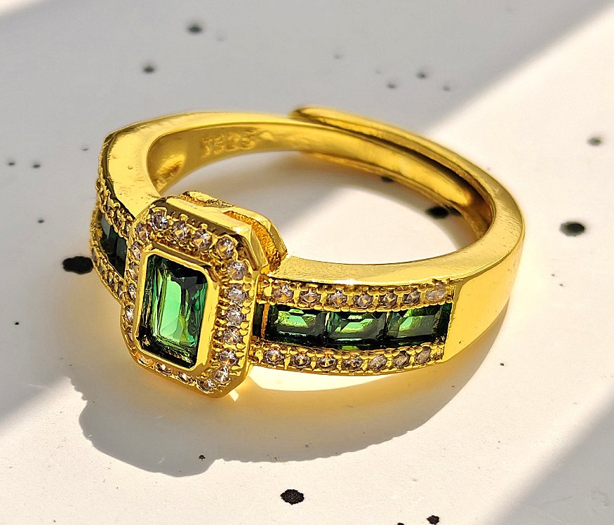 N250759◆Bigstone◆【高貴な金色】大豪華なデザイン*ファッション感覚*欧米大人気なリング*11~14号拍卖