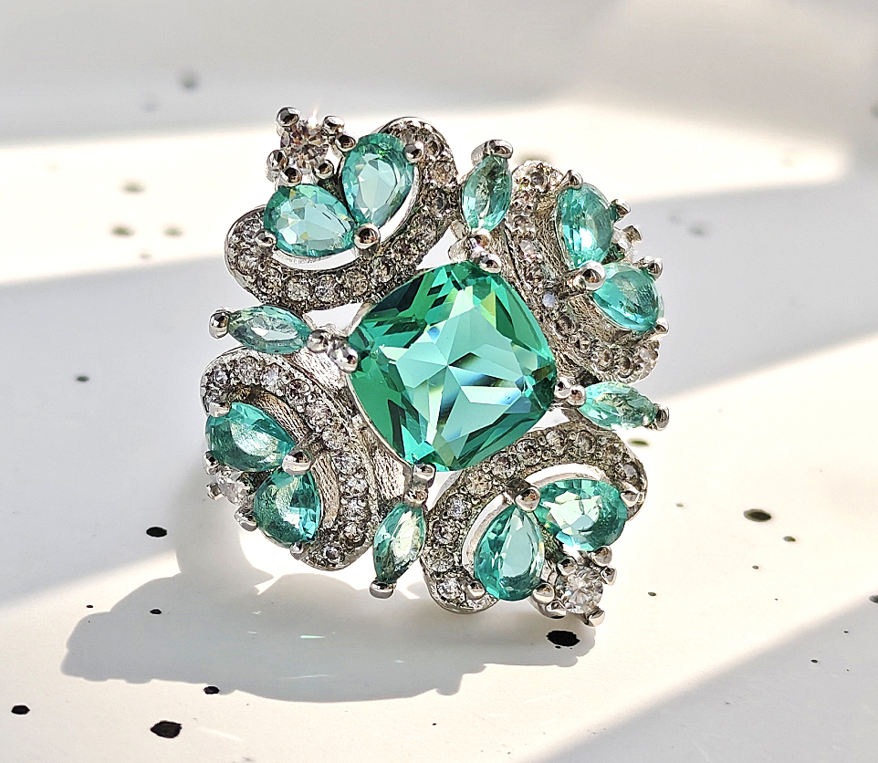 N250772◆Bigstone◆【華麗な印象】大存在感な宝石*キラキラ輝く*ファッション感あるリング*11~14号 フリー拍卖