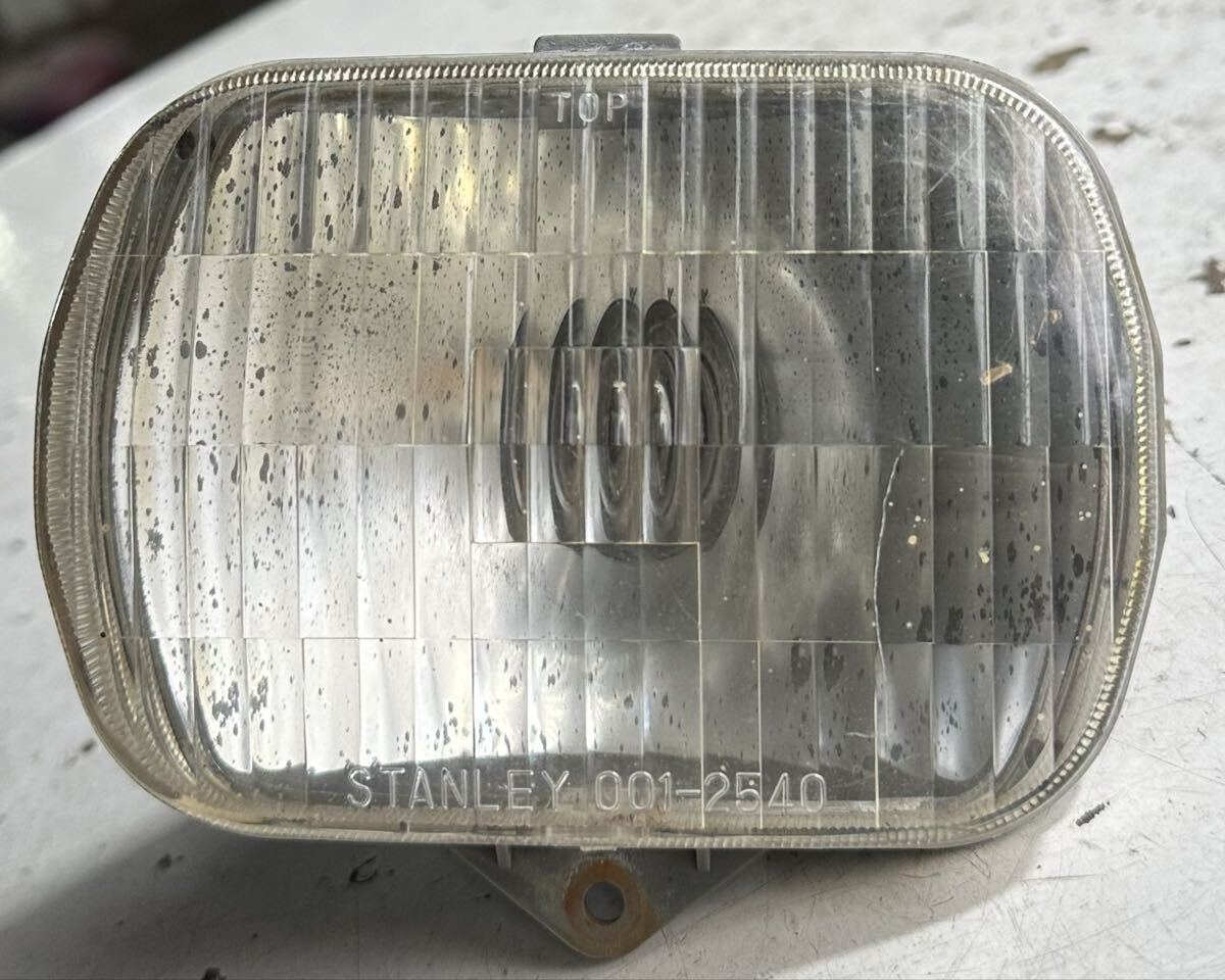 HONDA/ホンダ AB14-1584... Sky/スカイ 純正 ヘッドライト STANLEY001-2540拍卖