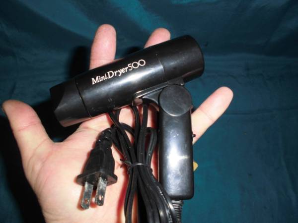 ■黒 ミニドライヤー 500 手のひらサイズ 100V拍卖
