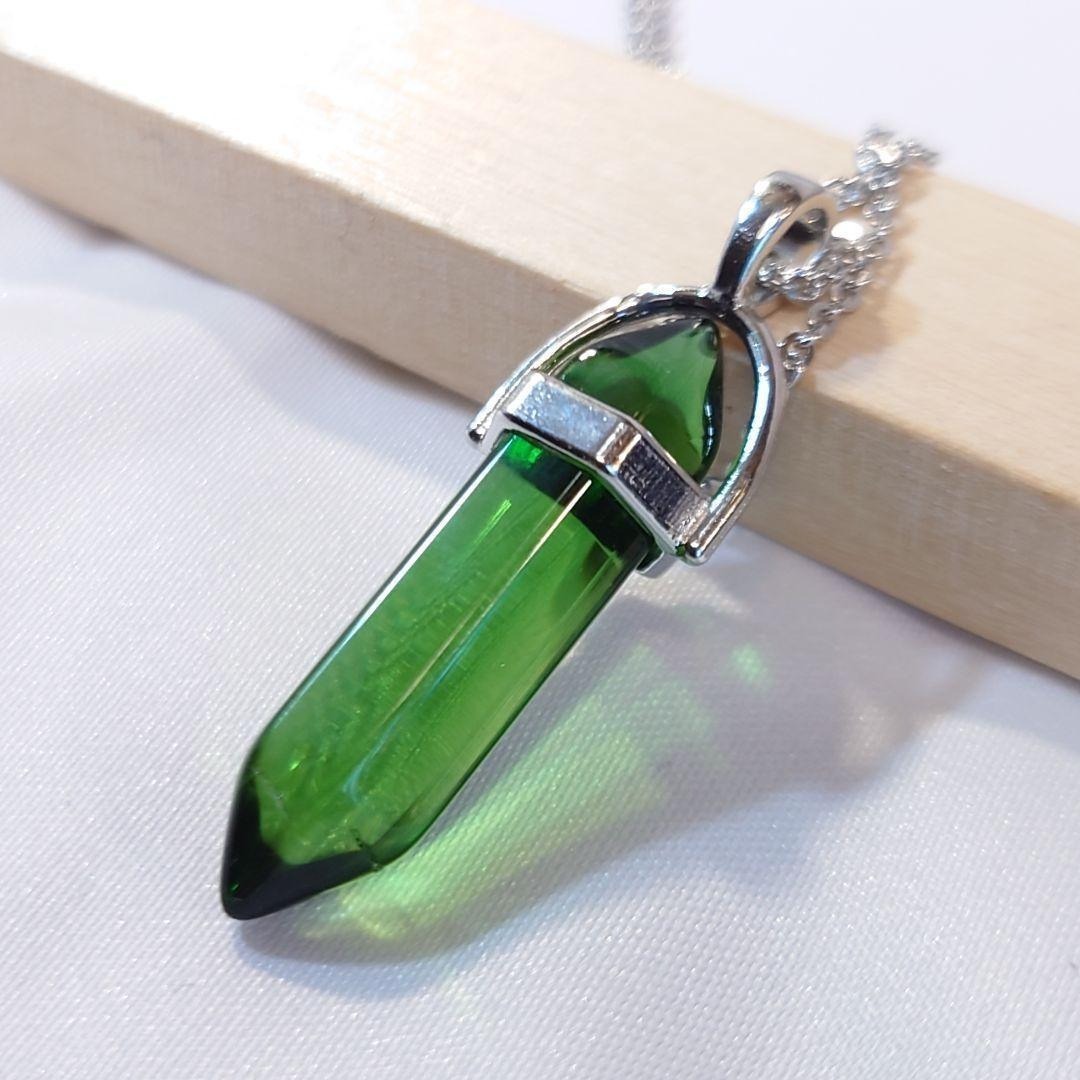 風のクリスタル ダブルポイントネックレス拍卖