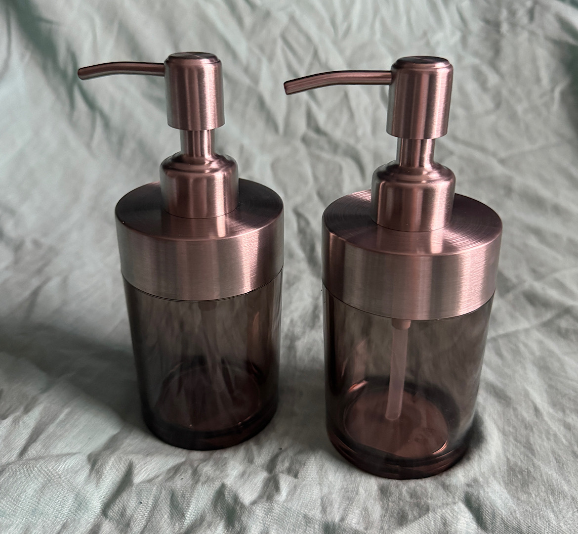 新品未使用★フランフラン★DECE NT ディスペンサー 2個セット★ボディソープ シャンプーなどに拍卖