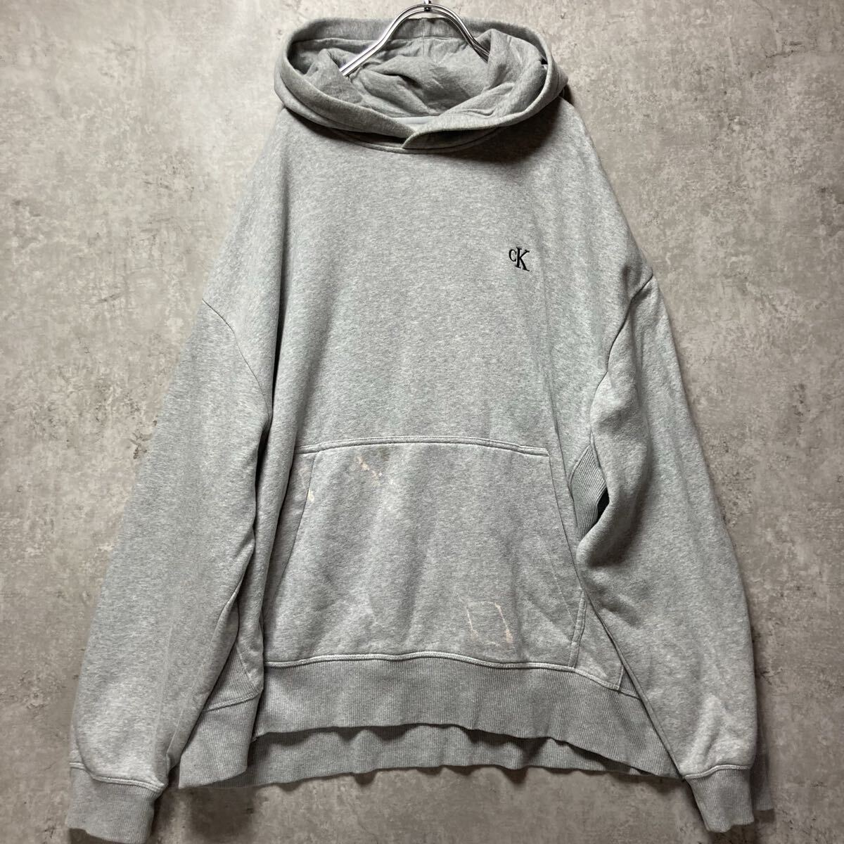 Calvin Klein カルバンクライン グレー フーディ パーカー スウェット Lサイズ レディース メンズ ユニセックス ロゴ刺繍 色落ち拍卖