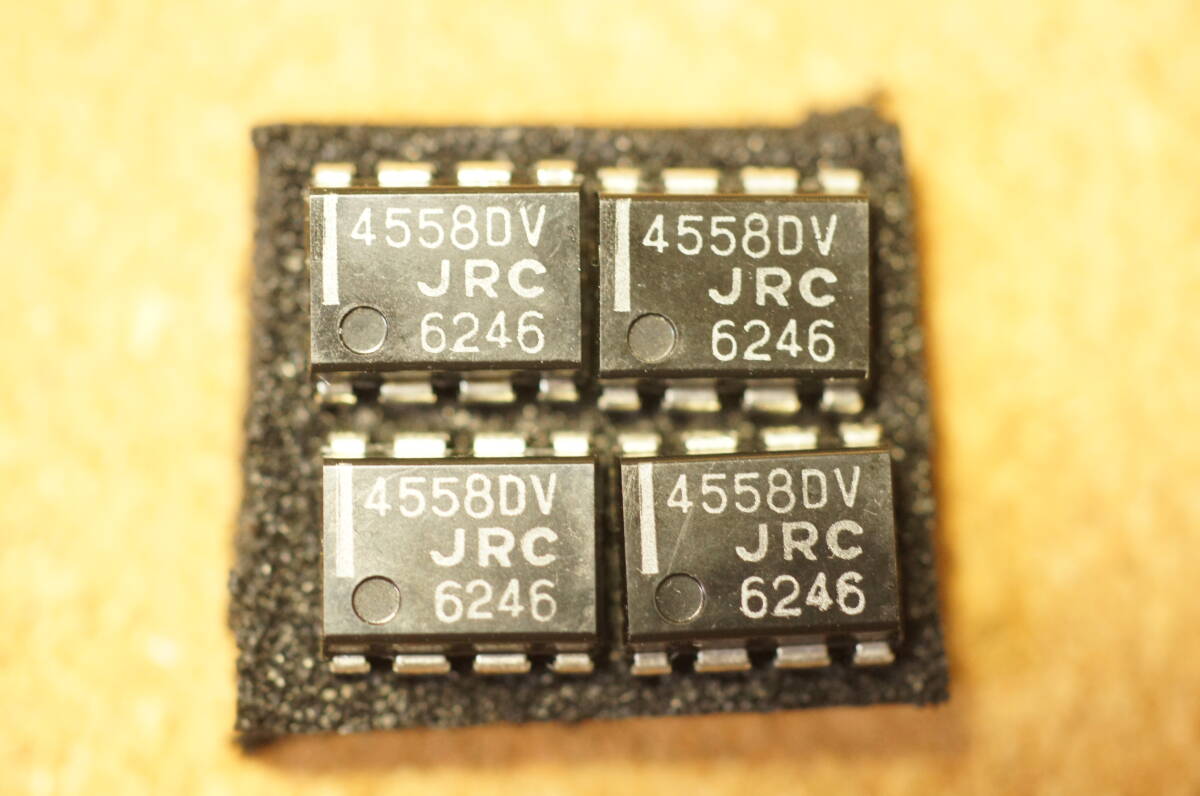 ◆JRC 4558DV 艶有り 縦線 オペアンプ 同一ロット 中古 4個セット 6246◆拍卖